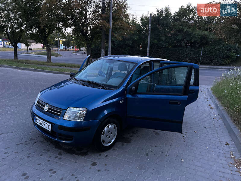 Хэтчбек Fiat Panda 2005 в 