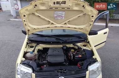 Хэтчбек Fiat Panda 2004 в 