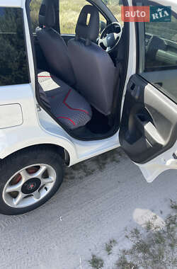 Хэтчбек Fiat Panda 2010 в 