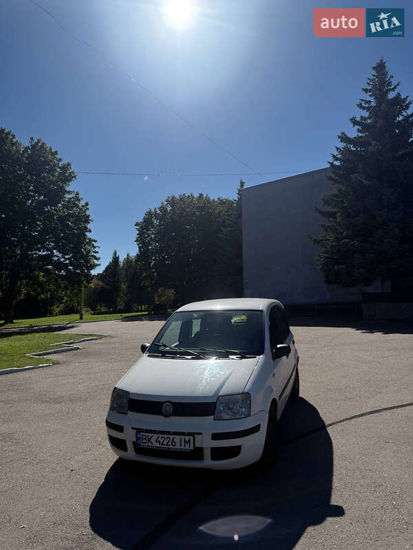 Хэтчбек Fiat Panda 2012 в Ровно фото 9 Хэтчбек Fiat Panda 2012 в Ровно
