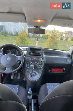 Хетчбек Fiat Panda 2011 в 