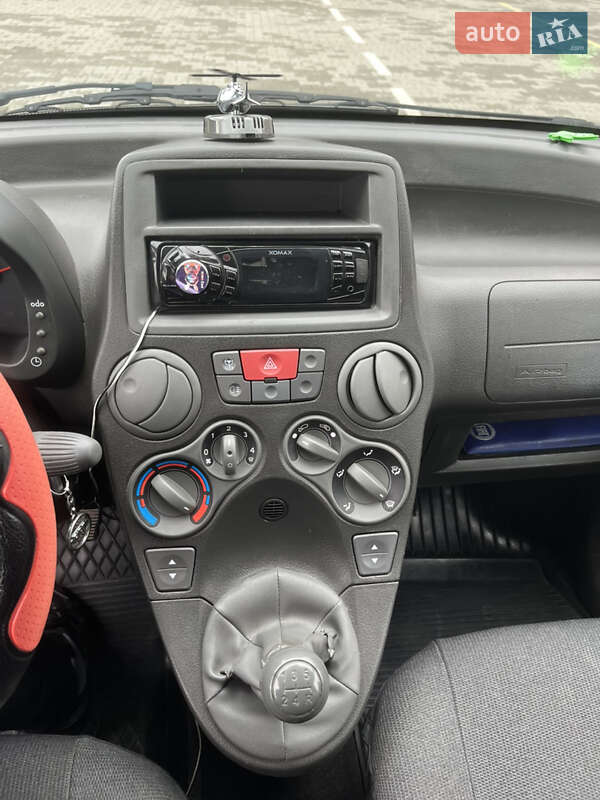 Хэтчбек Fiat Panda 2011 в Нововолынске фото 15 Хэтчбек Fiat Panda 2011 в Нововолынске