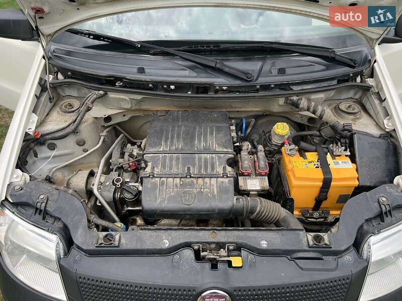Хэтчбек Fiat Panda 2011 в Калуше фото 3 Хэтчбек Fiat Panda 2011 в Калуше