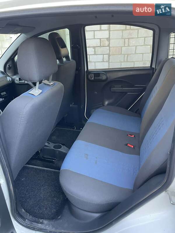 Хэтчбек Fiat Panda 2011 в Верхнеднепровске