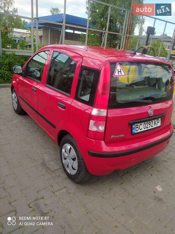 Хэтчбек Fiat Panda 2009 в Черновцах