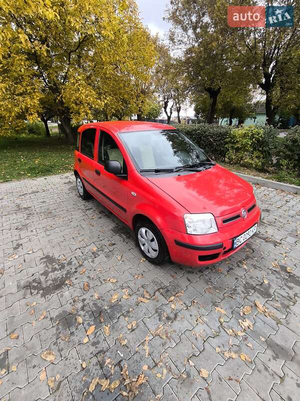 Хэтчбек Fiat Panda 2009 в Черновцах