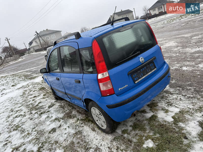 Хэтчбек Fiat Panda 2003 в Новоселице