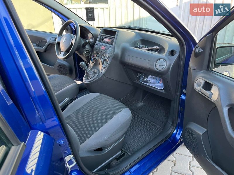 Хэтчбек Fiat Panda 2009 в Дрогобыче фото 23 Хэтчбек Fiat Panda 2009 в Дрогобыче