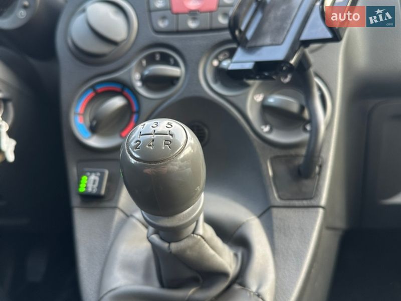 Хэтчбек Fiat Panda 2009 в Киеве фото 27 Хэтчбек Fiat Panda 2009 в Киеве