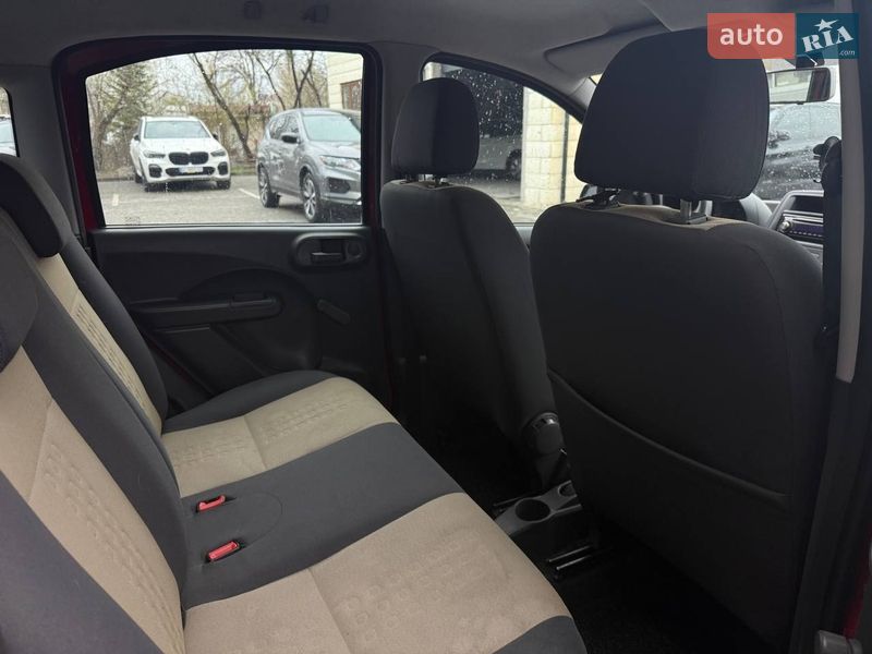 Хэтчбек Fiat Panda 2008 в Ивано-Франковске