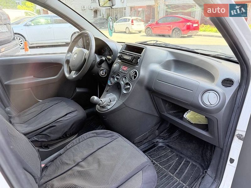 Хэтчбек Fiat Panda 2008 в Днепре