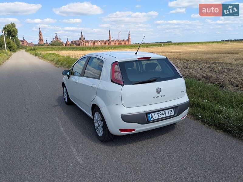 Хэтчбек Fiat Punto Evo 2011 в Боровой