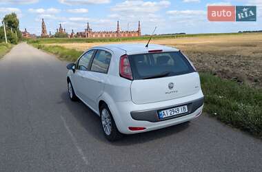 Хэтчбек Fiat Punto Evo 2011 в 
