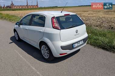 Хэтчбек Fiat Punto Evo 2011 в 