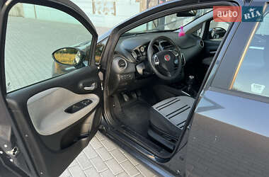 Хетчбек Fiat Punto Evo 2010 в 