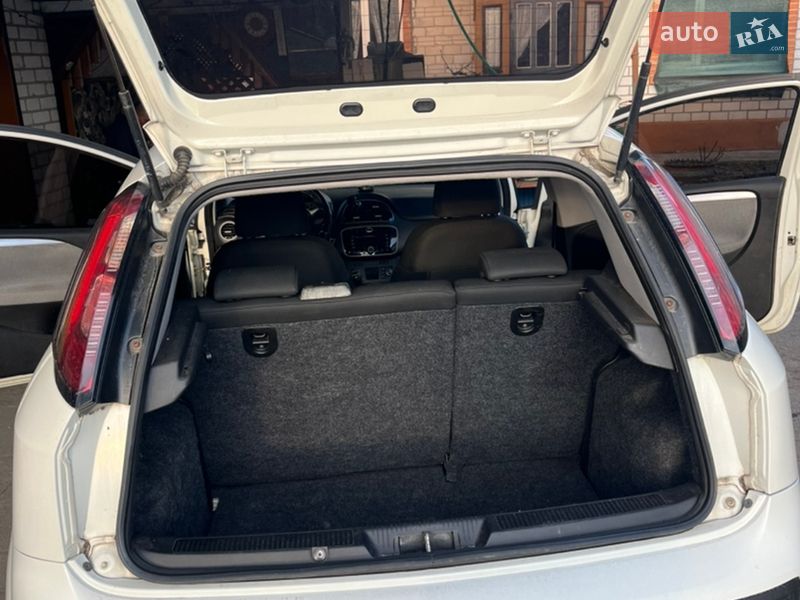 Хэтчбек Fiat Punto Evo 2011 в Кременчуге