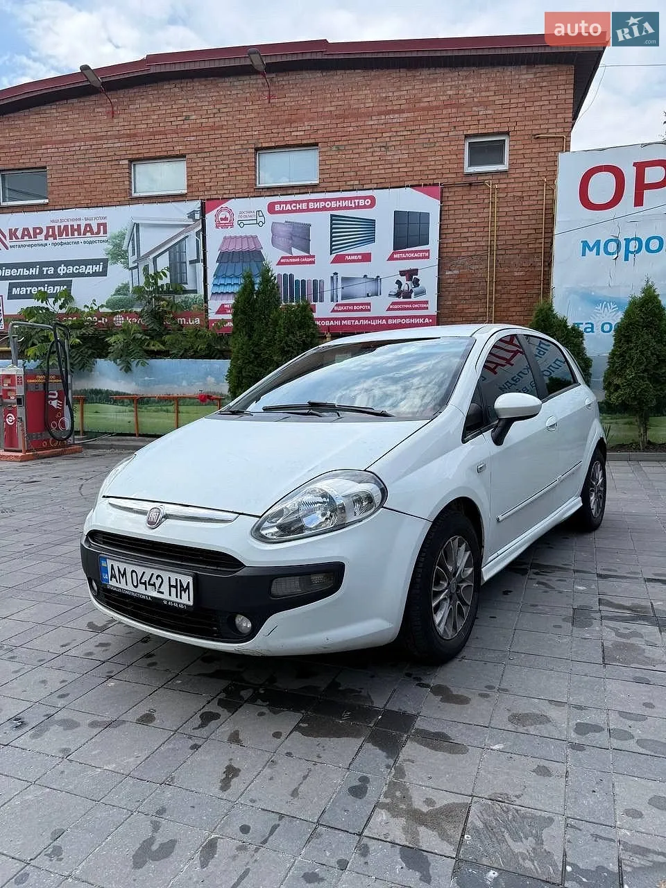 2010 Fiat Punto - фото 1