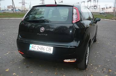 Хэтчбек Fiat Punto 2011 в Полтаве