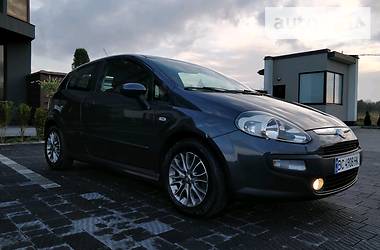 Хэтчбек Fiat Punto 2011 в Стрые