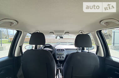 Хетчбек Fiat Punto 2008 в 