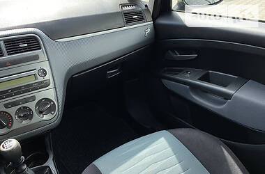 Хетчбек Fiat Punto 2008 в 