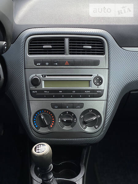 Хетчбек Fiat Punto 2008 в Івано-Франківську