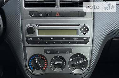 Хетчбек Fiat Punto 2008 в 