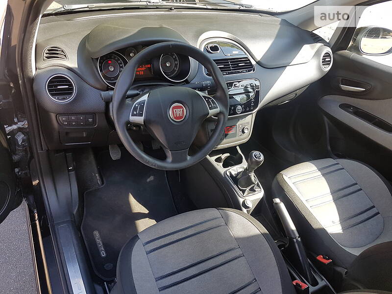 Хетчбек Fiat Punto 2011 в Києві фото 41 Хетчбек Fiat Punto 2011 в Києві