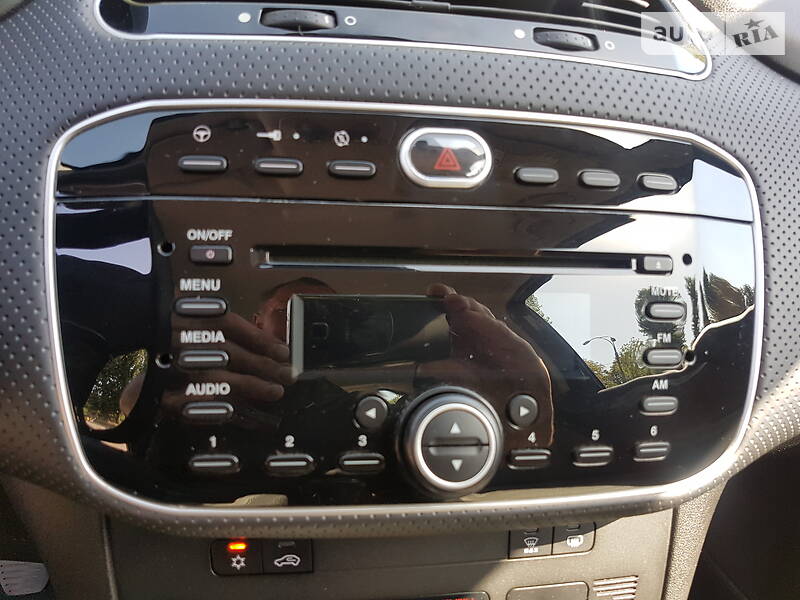 Хетчбек Fiat Punto 2011 в Києві фото 44 Хетчбек Fiat Punto 2011 в Києві