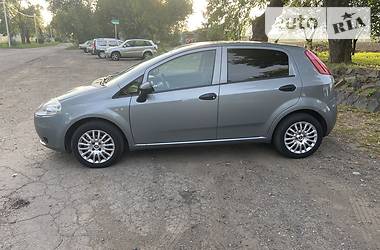 Хэтчбек Fiat Punto 2012 в Ровно