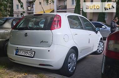 Хэтчбек Fiat Punto 2008 в Киеве