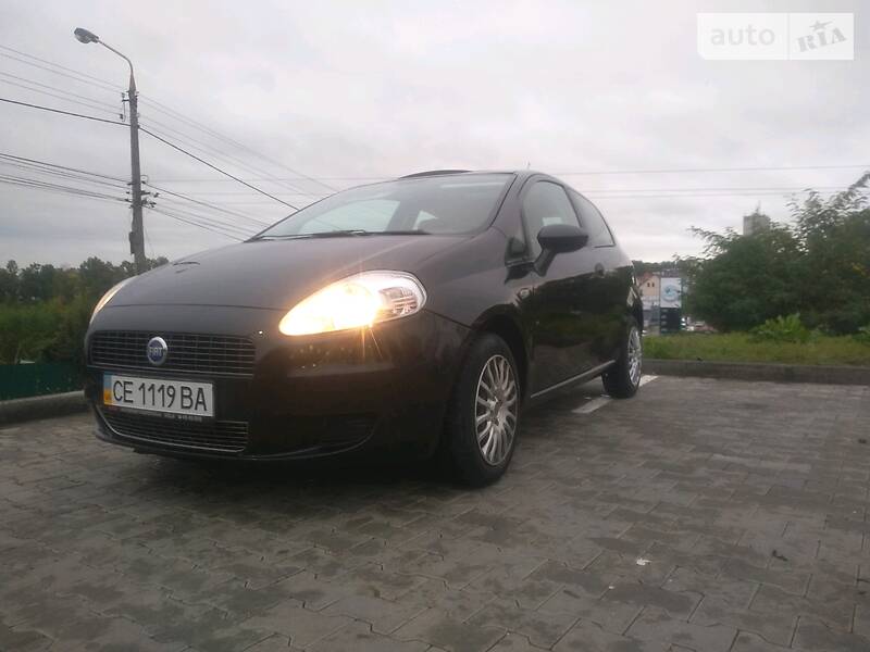 Хэтчбек Fiat Punto 2008 в Черновцах