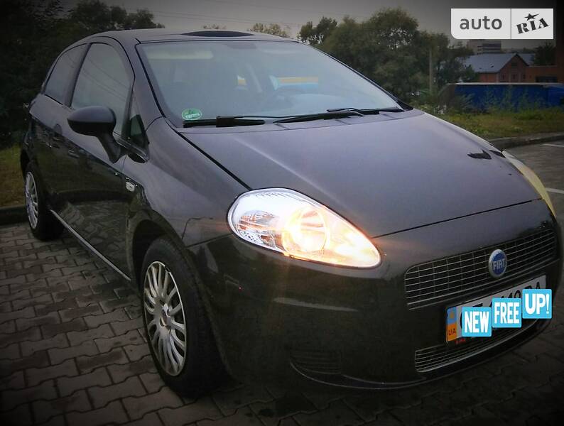 Хэтчбек Fiat Punto 2008 в Черновцах