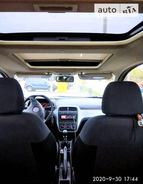 Хэтчбек Fiat Punto 2008 в Черновцах
