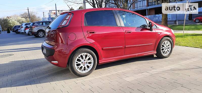 Хэтчбек Fiat Punto 2010 в Ужгороде