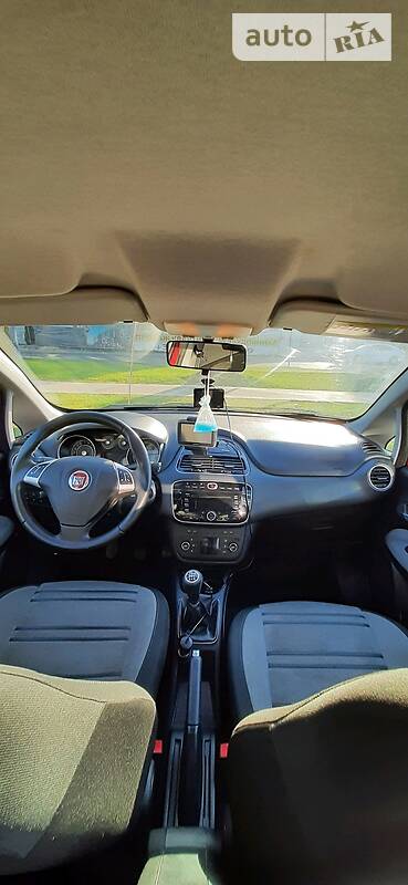 Хэтчбек Fiat Punto 2010 в Ужгороде