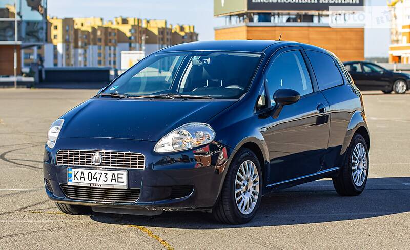 Хетчбек Fiat Punto 2008 в Києві