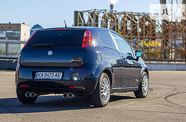 Хетчбек Fiat Punto 2008 в 
