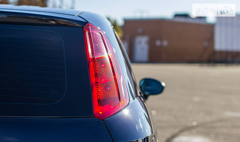Хетчбек Fiat Punto 2008 в Києві
