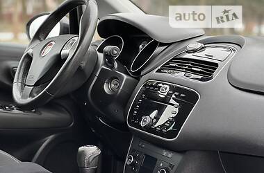Хэтчбек Fiat Punto 2014 в 