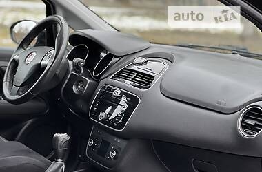 Хэтчбек Fiat Punto 2014 в 