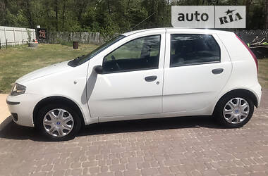 Хэтчбек Fiat Punto 2008 в Буче