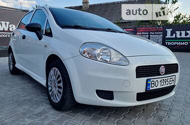 Хэтчбек Fiat Punto 2010 в Теребовле