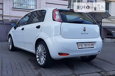 Хэтчбек Fiat Punto 2014 в Киеве