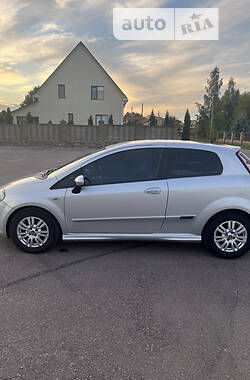 Хэтчбек Fiat Punto 2010 в Костополе