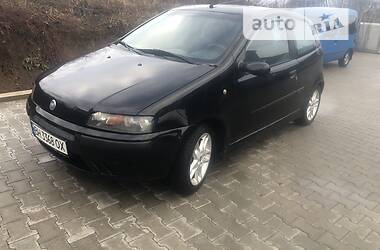 Хэтчбек Fiat Punto 2002 в Черновцах