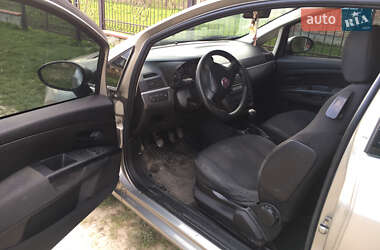 Хэтчбек Fiat Punto 2007 в Львове