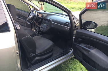 Хэтчбек Fiat Punto 2007 в 