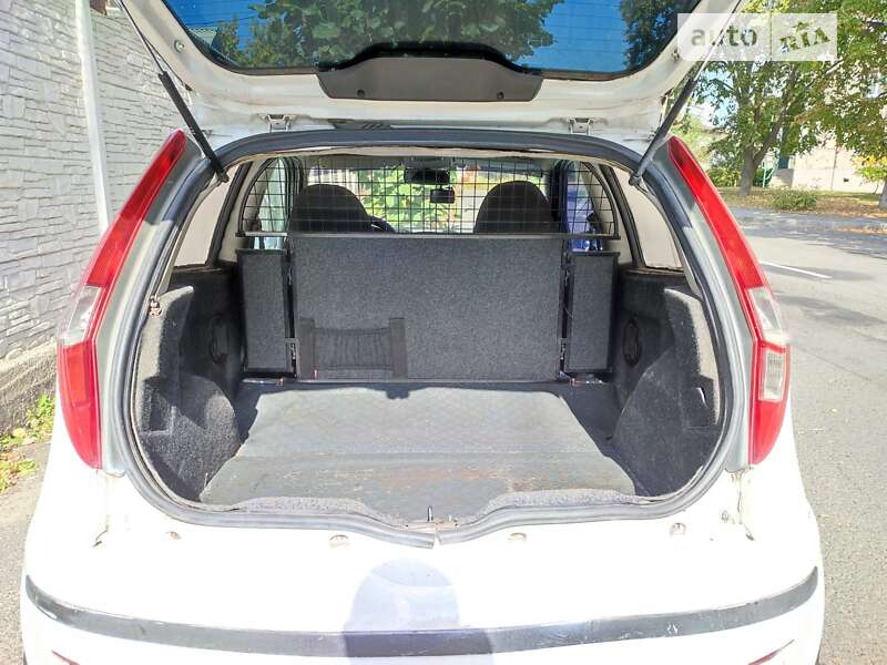 Хэтчбек Fiat Punto 2003 в Харькове