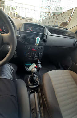 Хэтчбек Fiat Punto 2011 в Одессе